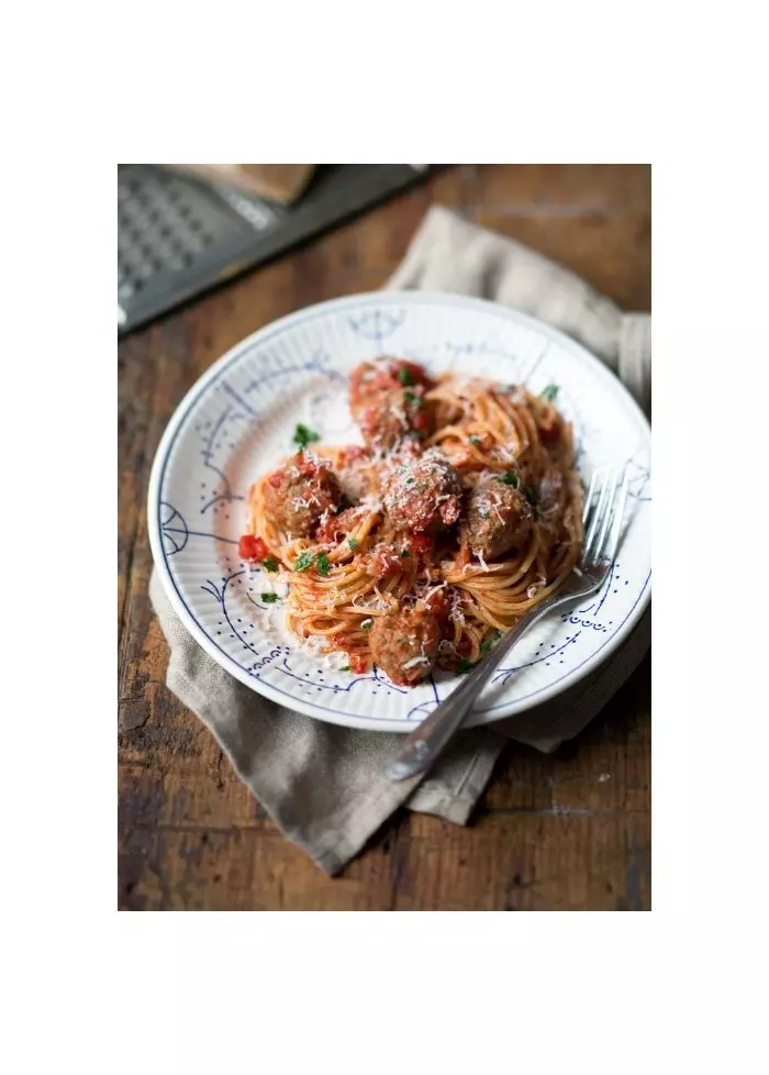 Спагетти с фрикадельками Спагетти с фрикадельками