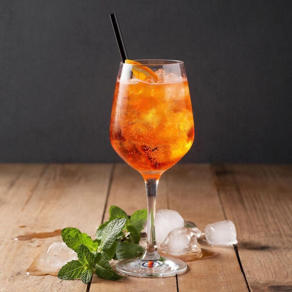 Aperol Spritz: коктейль, который родился из жалобы австрийских солдат