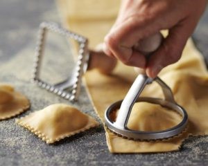 Форма для равиоли когда внешний вид имеет значение 2.jpg Форма для равиоли когда внешний вид имеет значение 2.jpg