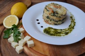 Итальянская тестораскатка и французский мильфей 2.jpg Итальянская тестораскатка и французский мильфей 2.jpg