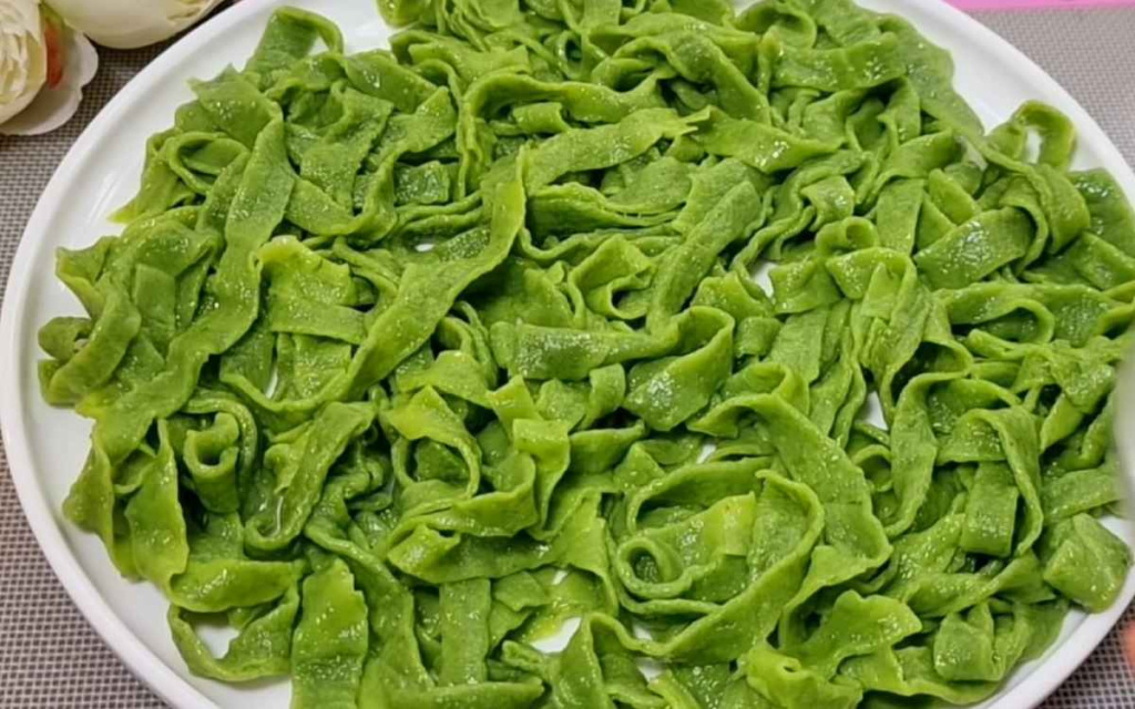 Цветная паста: все оттенки радуги