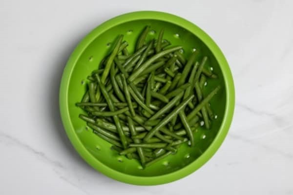  Салат из зеленой фасоли и картофеля 