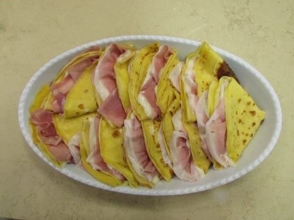 Блинчики с ветчиной и сыром