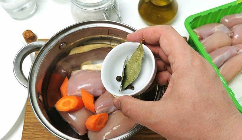 Домашний суп с лапшой: то, что нужно после праздников