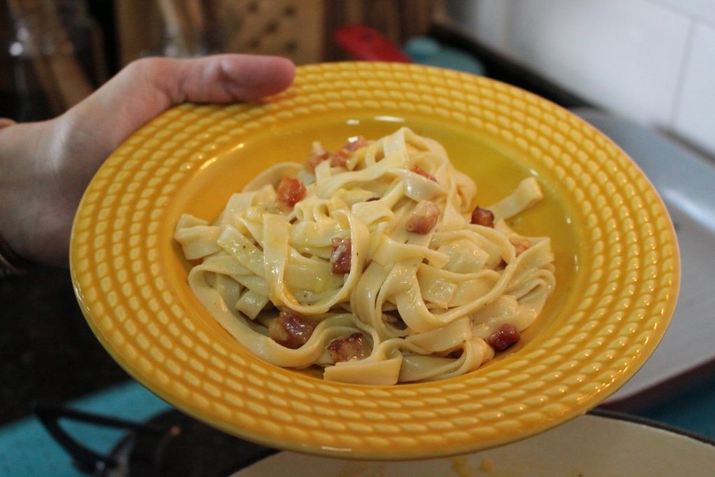 Феттучини карбонара 