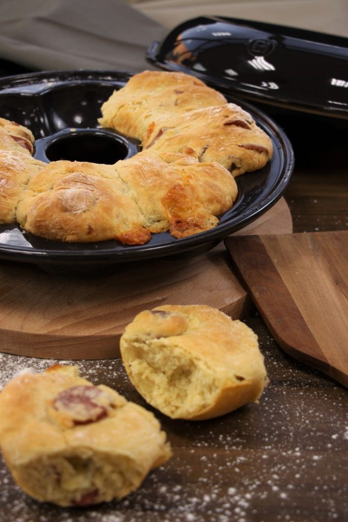 Итальянский хлеб с колбасками