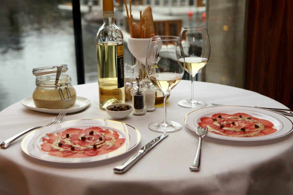 Сочетание вина и продуктов