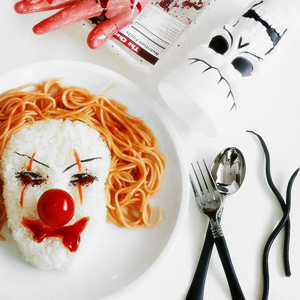 Очень страшная еда: идеи блюд для Хэллоуина с итальянской тестораскаткой Очень страшная еда: идеи блюд для Хэллоуина с итальянской тестораскаткой