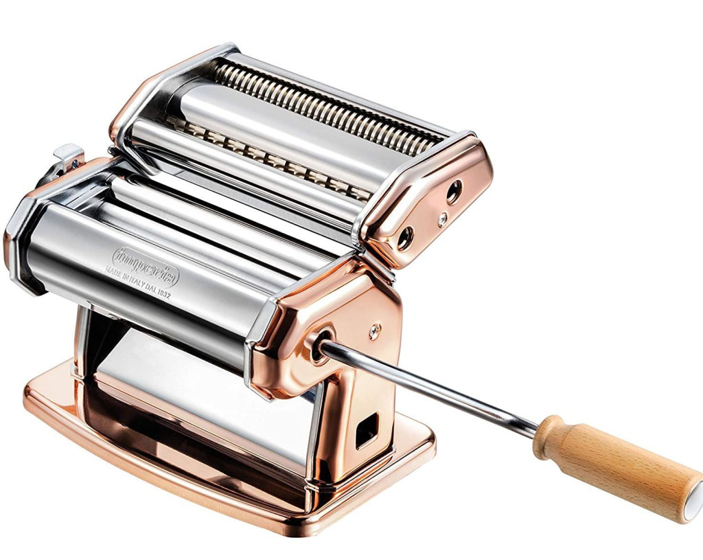 Очень страшная еда: идеи блюд для Хэллоуина с итальянской тестораскаткой Очень страшная еда: идеи блюд для Хэллоуина с итальянской тестораскаткой