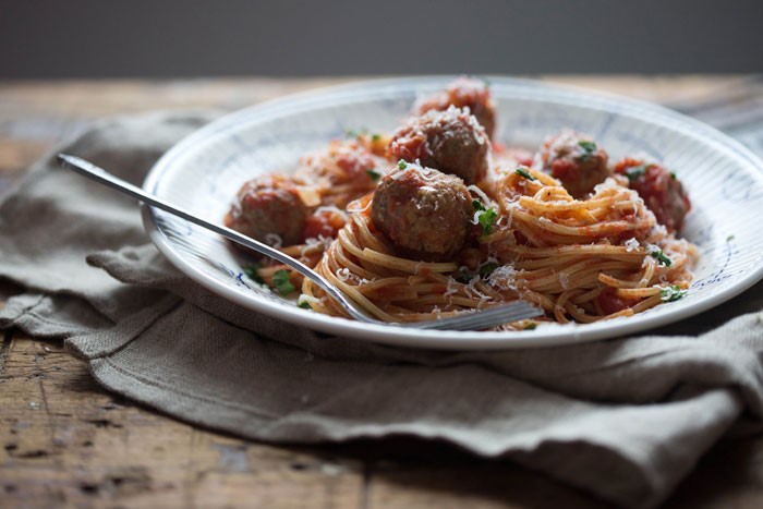 Спагетти с фрикадельками